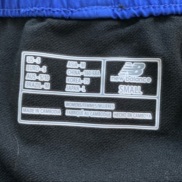 New Balance women’s running shorts, size small - Picture 4 of 6